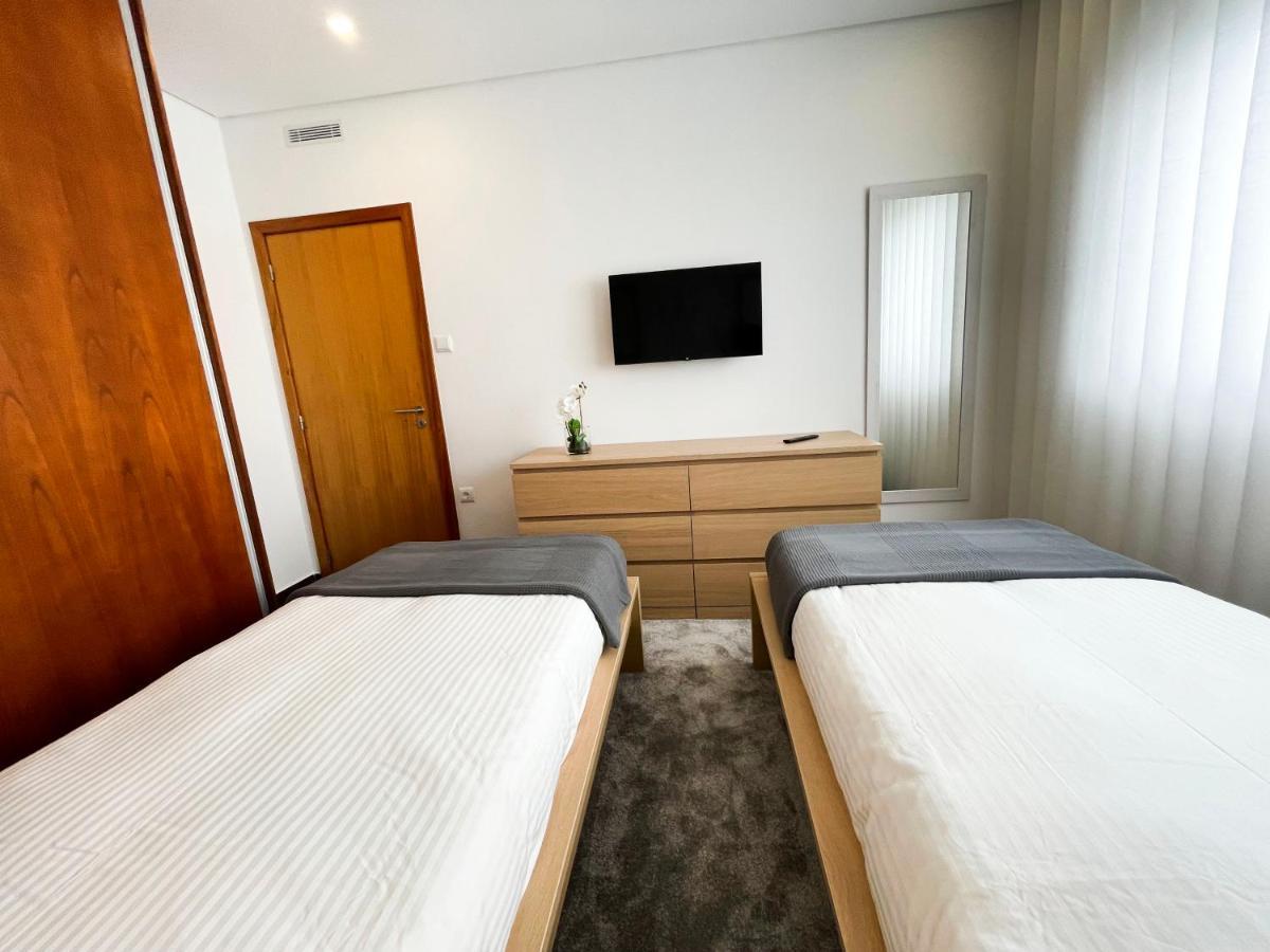 House 9 Guimaraes Villa Екстериор снимка