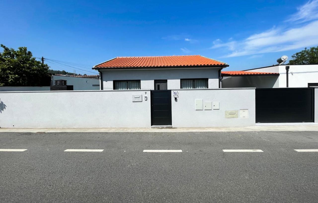 House 9 Guimaraes Villa Екстериор снимка